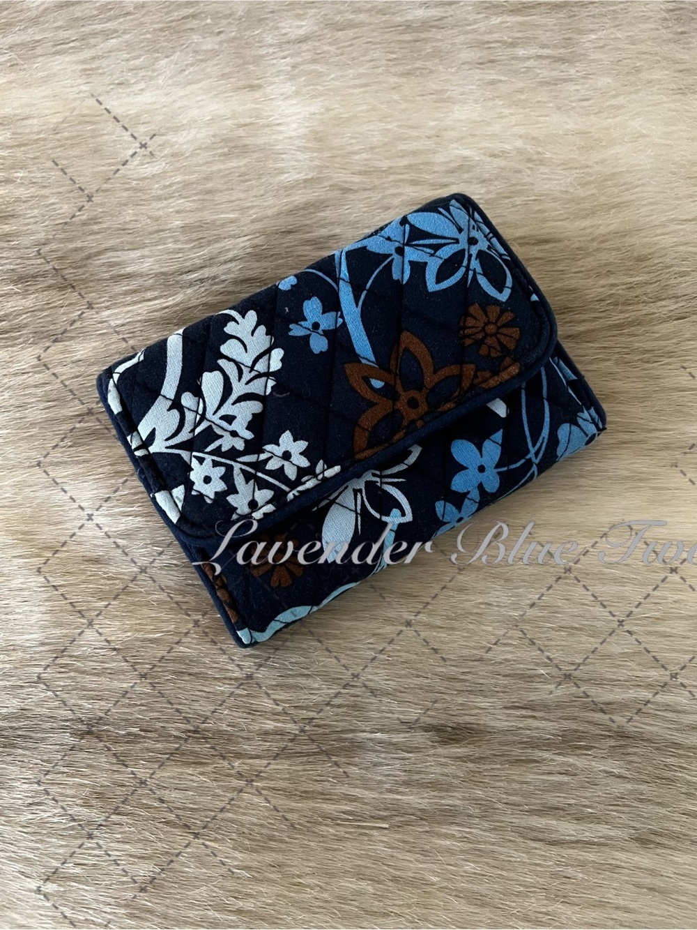 VERA BRADLEY Java Floral 2016 Trifold Euro Wallet Y2K Retired Blue Khaki
